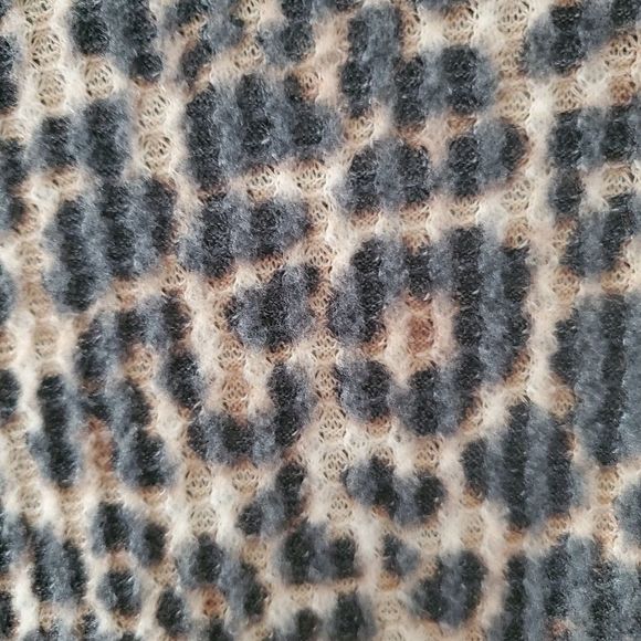 LA LA land cheetah print peplum top small - Picture 8 of 9